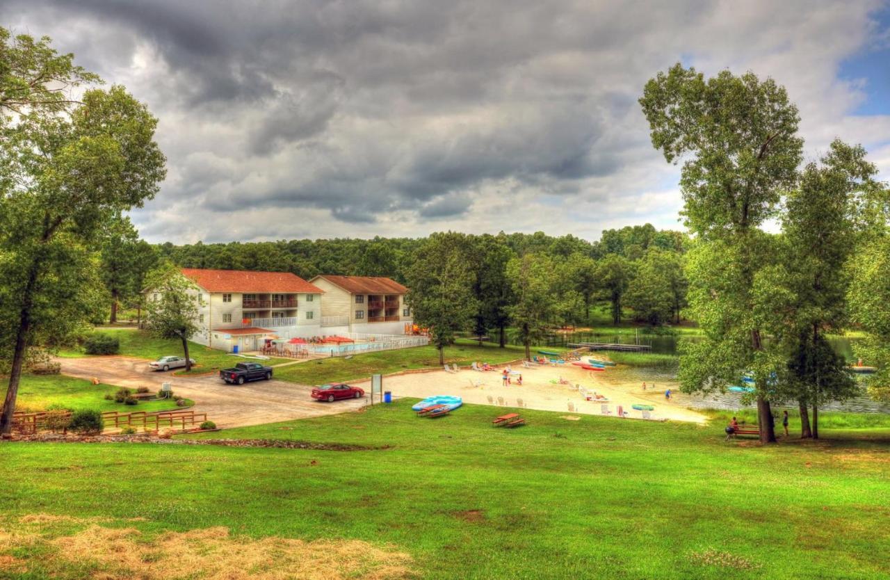 Crown Lake Resort & Spa Horseshoe Bend Exterior photo