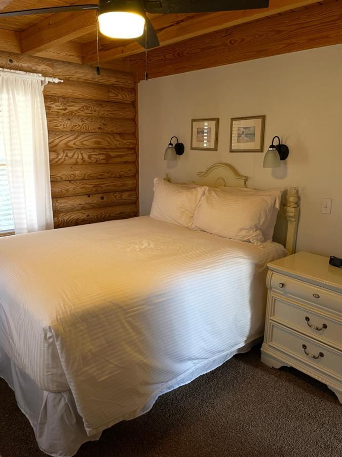Crown Lake Resort & Spa Horseshoe Bend Exterior photo