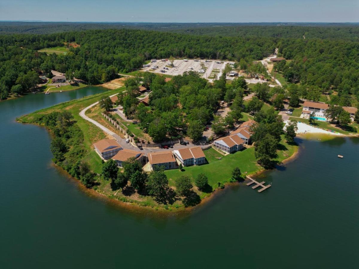 Crown Lake Resort & Spa Horseshoe Bend Exterior photo