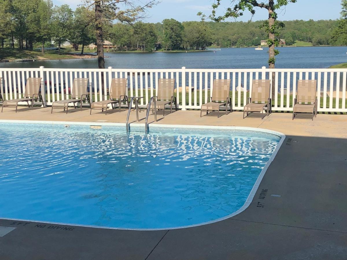 Crown Lake Resort & Spa Horseshoe Bend Exterior photo