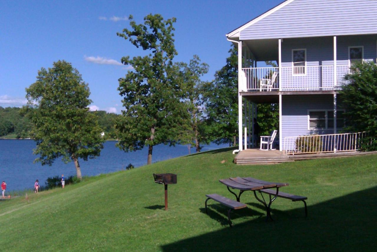 Crown Lake Resort & Spa Horseshoe Bend Exterior photo